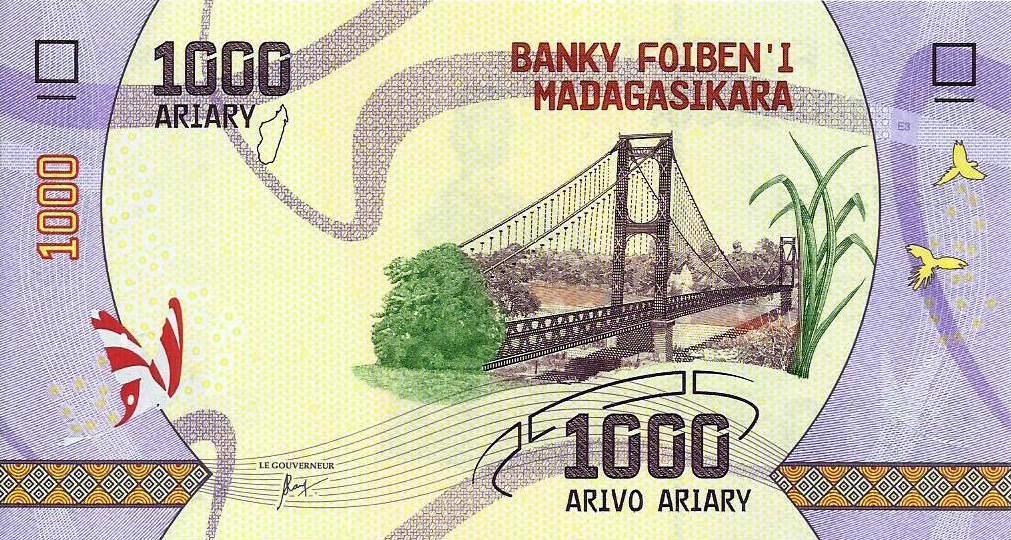 Madagascar - 1000 Francos 2017 (# 100)