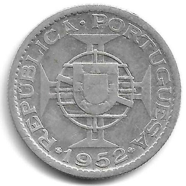 Guine - 10$00 1952 (Km# 10)