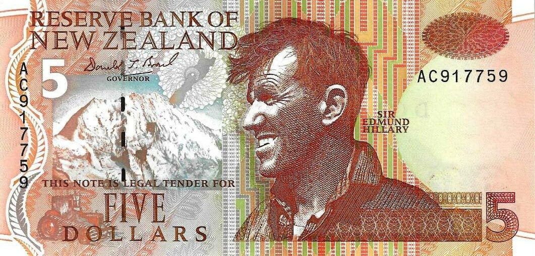 Nova Zelandia - 5 Dolares 1992 (# 177a)